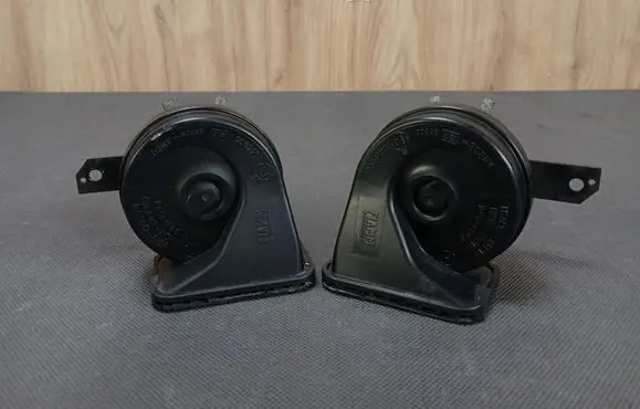 Mercedes-Benz SLK R170 Horn signal 0045429520 A0045429520 A0045429620