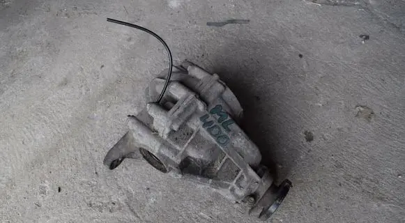 Mercedes-Benz ML W163 Rear differential 1633500714
