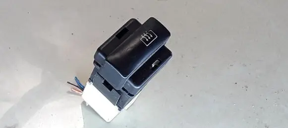Citroen Xsara Windscreen/window heater switch 03952