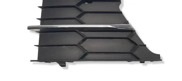 Skoda Superb B6 (3T) Front bumper lower grill 3T0853665B
