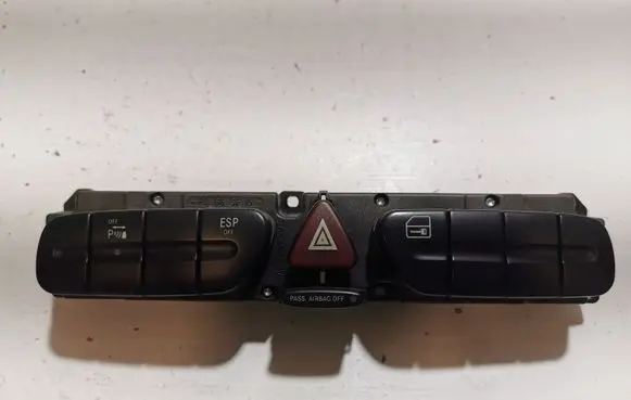 Mercedes-Benz C W203 Hazard light switch 2038218179