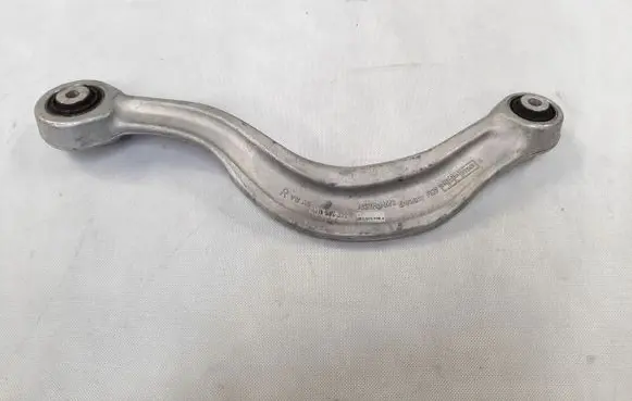 Audi Q7 4M Rear control arm 4M0505372