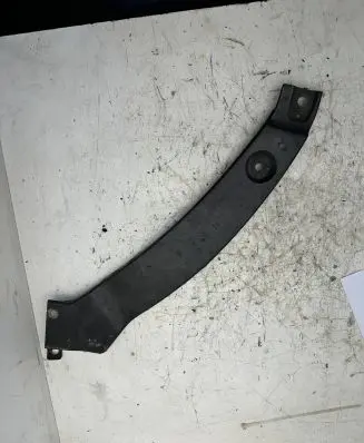 Volkswagen Tiguan Radiator support slam panel bracket 5N0806929A