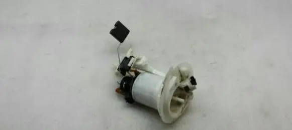 Mercedes-Benz GLK (X204) In-tank fuel pump A2044704494