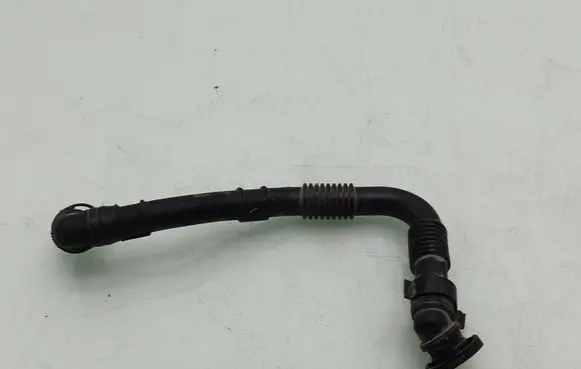 Volkswagen Transporter - Caravelle T5 Breather hose/pipe 03L103493K
