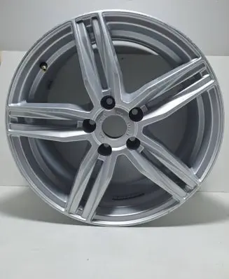 Mercedes-Benz GLA W156 X156 R17 alloy rim F213e2