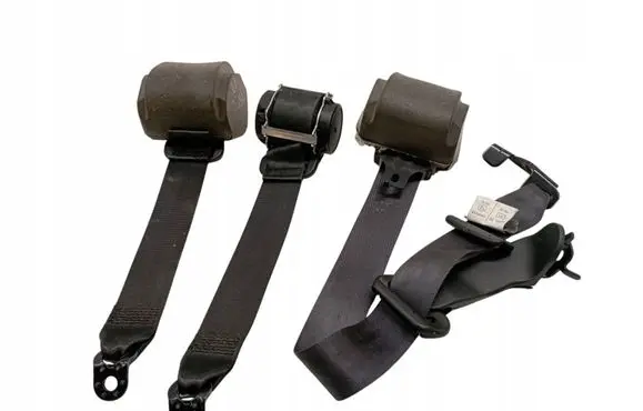 Skoda Rapid (NH) Front seatbelt 