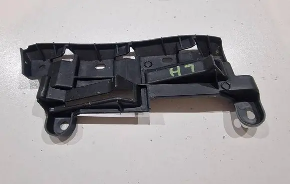 Volkswagen Caddy Rear bumper mounting bracket 2K0807393