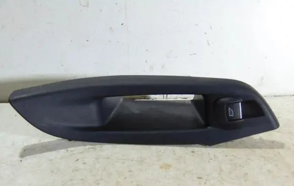 Ford Focus Electric window control switch BM51-A237W20-B