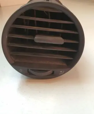 Volkswagen Caddy Dash center air vent grill 2K0819703B