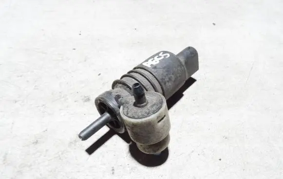 Audi A6 S6 C5 4B Windscreen/windshield washer pump