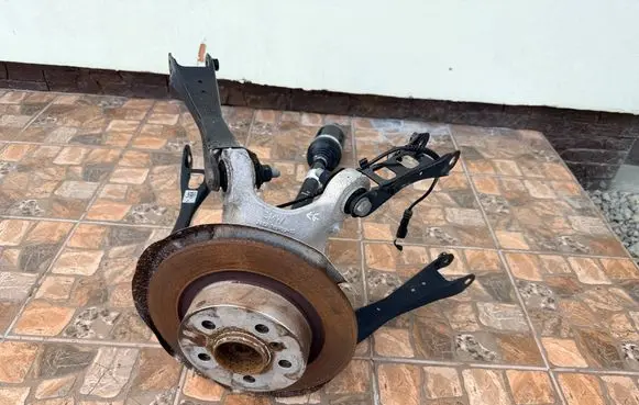 BMW i3 Stub axle 1891591