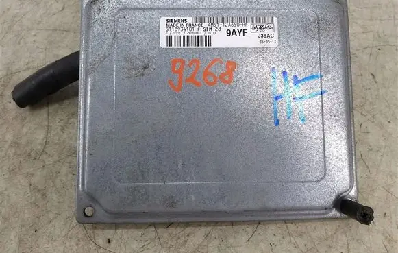 Ford Focus Engine control unit/module S118934101