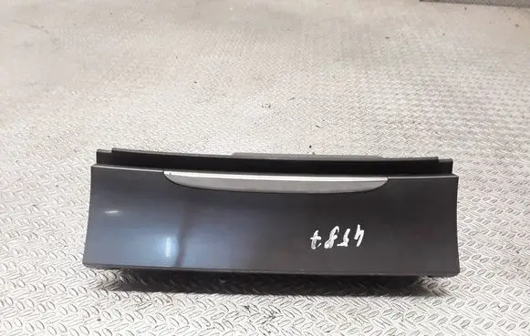 Volkswagen PASSAT B7 Ashtray (front) 3C0863284K