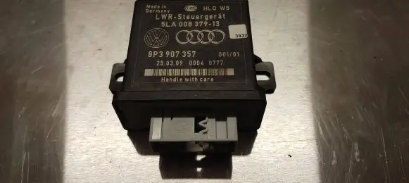 Audi A3 S3 8P Light module LCM 8P3907357 5LA00837913 50309000407