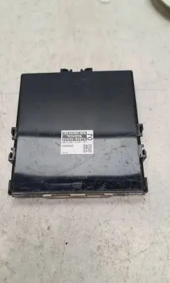 Toyota Avensis T270 Other control units/modules 8969005070 MB1028500940