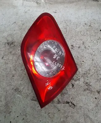 Volkswagen PASSAT B6 Tailgate rear/tail lights