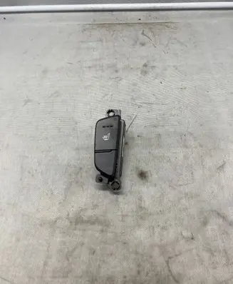 Hyundai i40 Seat heating switch 937303Z200