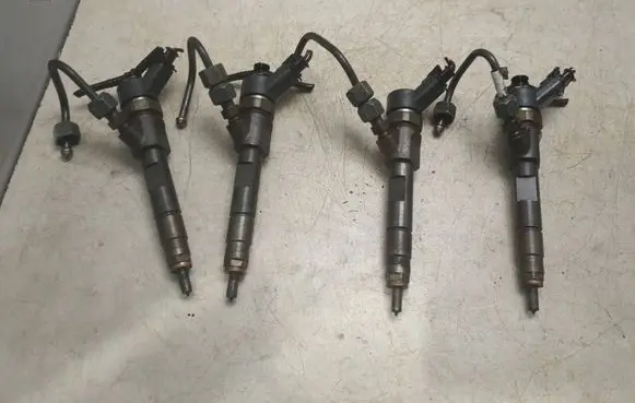Suzuki Grand Vitara II Fuel injectors set 0445110230