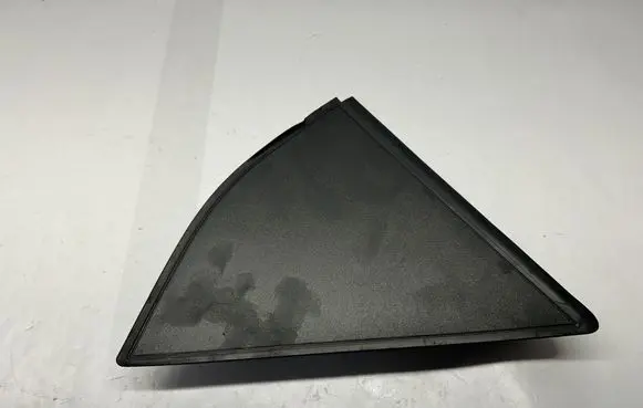 Citroen Berlingo Front door glass trim molding 9825216080