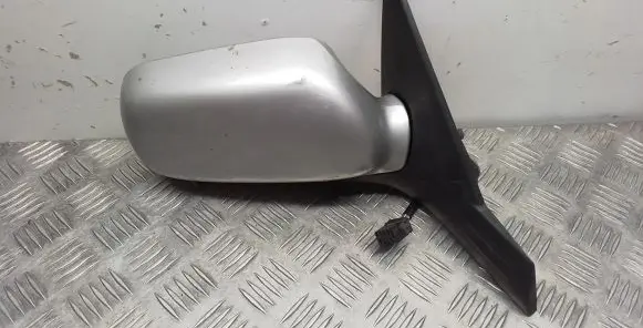 Subaru Impreza II Front door electric wing mirror 013350