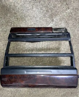 BMW 7 E38 Radio/GPS head unit trim 51168150389