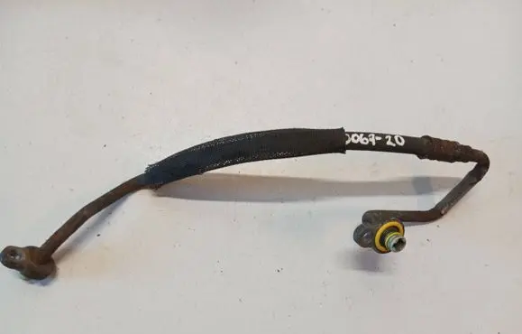 Volvo V60 Air conditioning (A/C) pipe/hose 31332531