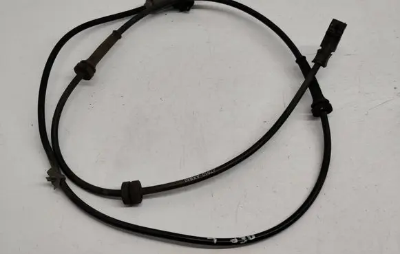 Nissan Note (E11) ABS brake wheel speed sensor 47910AX610 0265007537