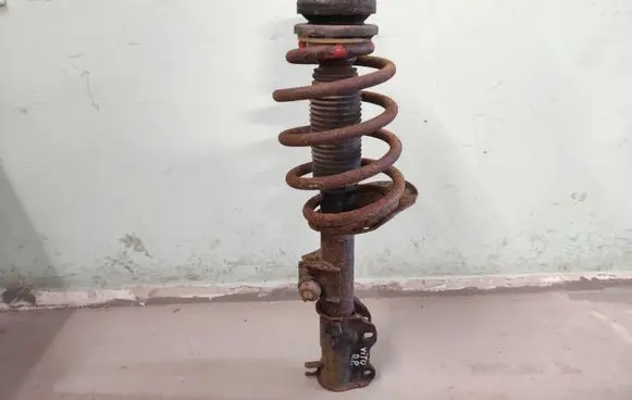 Mercedes-Benz Vito Viano W639 Front shock absorber with coil spring