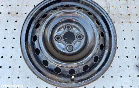 Toyota Yaris XP210 R15 steel rim 2715561J7