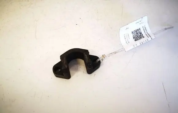 BMW 3 E46 Fuel Injector clamp holder 