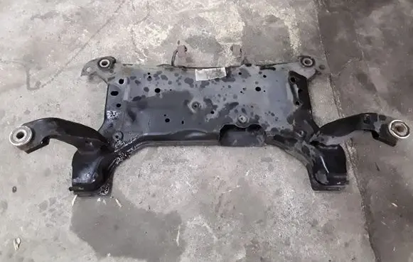 Volvo V40 Front subframe