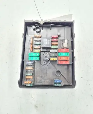 Volkswagen Touran I Fuse module 1K0937125A