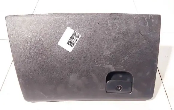 Hyundai Santa Fe Glove box 845112b000 84511-2b000