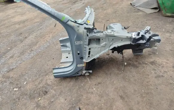 Volvo XC60 Front quarter panel 