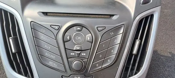 Ford Focus Head unit multimedia control AM5T18K811AC