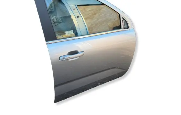 Volkswagen Amarok II Front door 