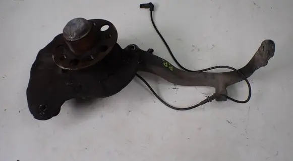 Mercedes-Benz CL C216 Front wheel hub spindle knuckle