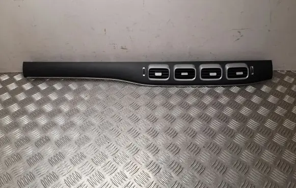 Mercedes-Benz GLE W167 Dash center air vent grill A1676804002