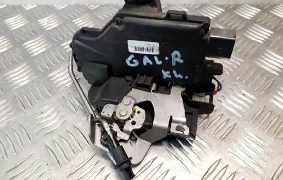 Audi A4 S4 B6 8E 8H Rear door lock