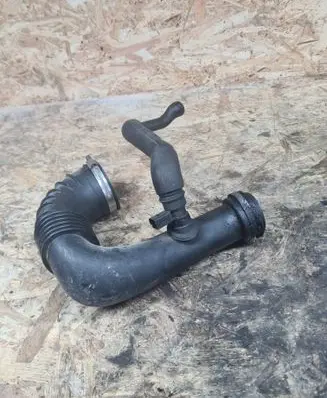 Mercedes-Benz E W211 Turbo air intake inlet pipe/hose A6460940097
