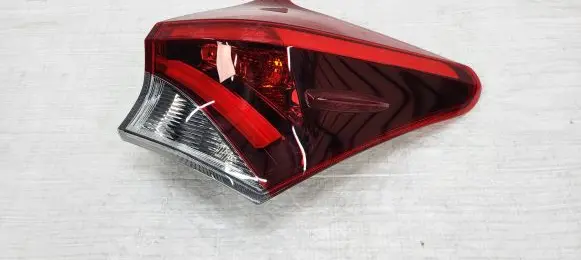 Toyota Auris E180 Rear/tail lights