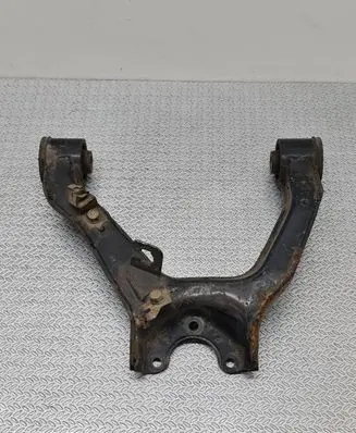 Mitsubishi Pajero Front lower control arm/wishbone