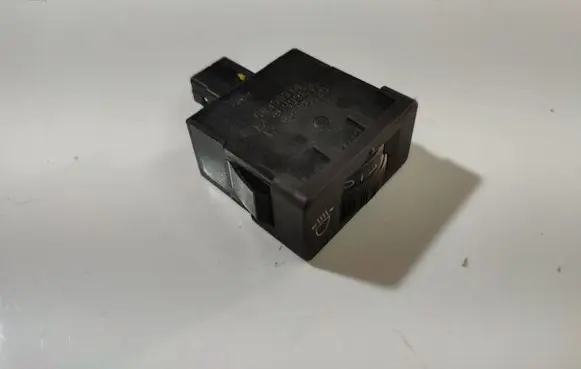 Headlight level adjustment motor