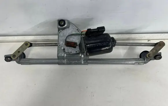 Opel Corsa B Front wiper linkage and motor 22107719