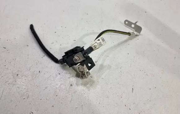 Toyota C-HR I Positive wiring loom 82284F4020