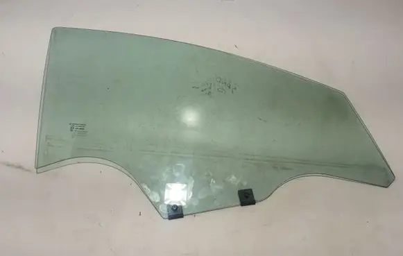 Dacia Sandero III Front door window glass four-door 803007279R