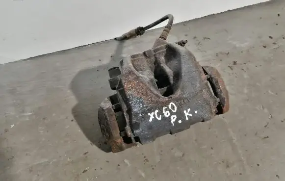 Volvo XC60 Front brake caliper