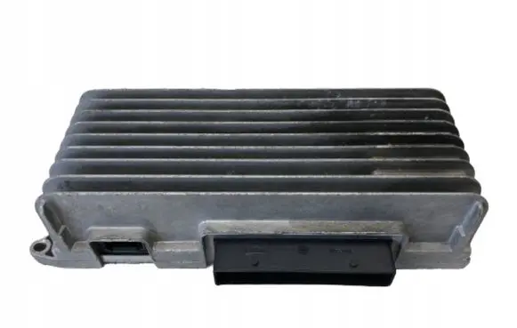 Audi A5 8T 8F Sound amplifier 8T0035223P