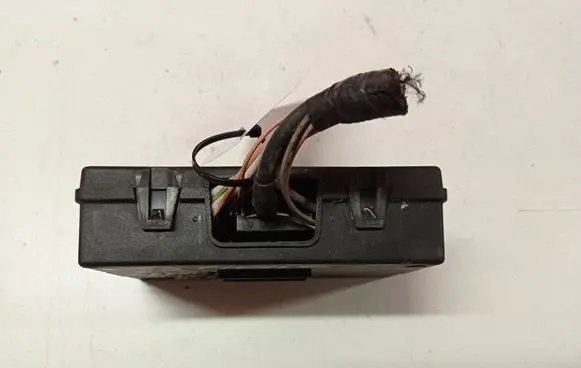 Citroen C4 I Picasso Relay mounting block 9632229480 97086100